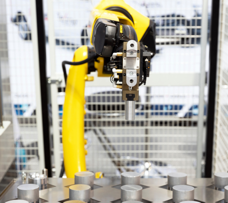 Pick and place robot